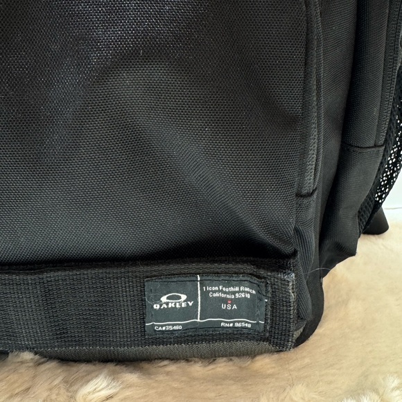 Oakley - Enduro Backpack - Jet black - Picture 14 of 17